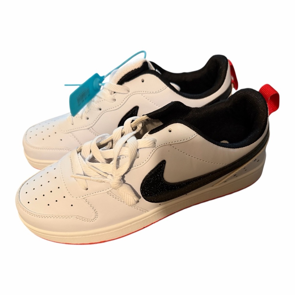 Nike White Black Red Low-Top Sneakers